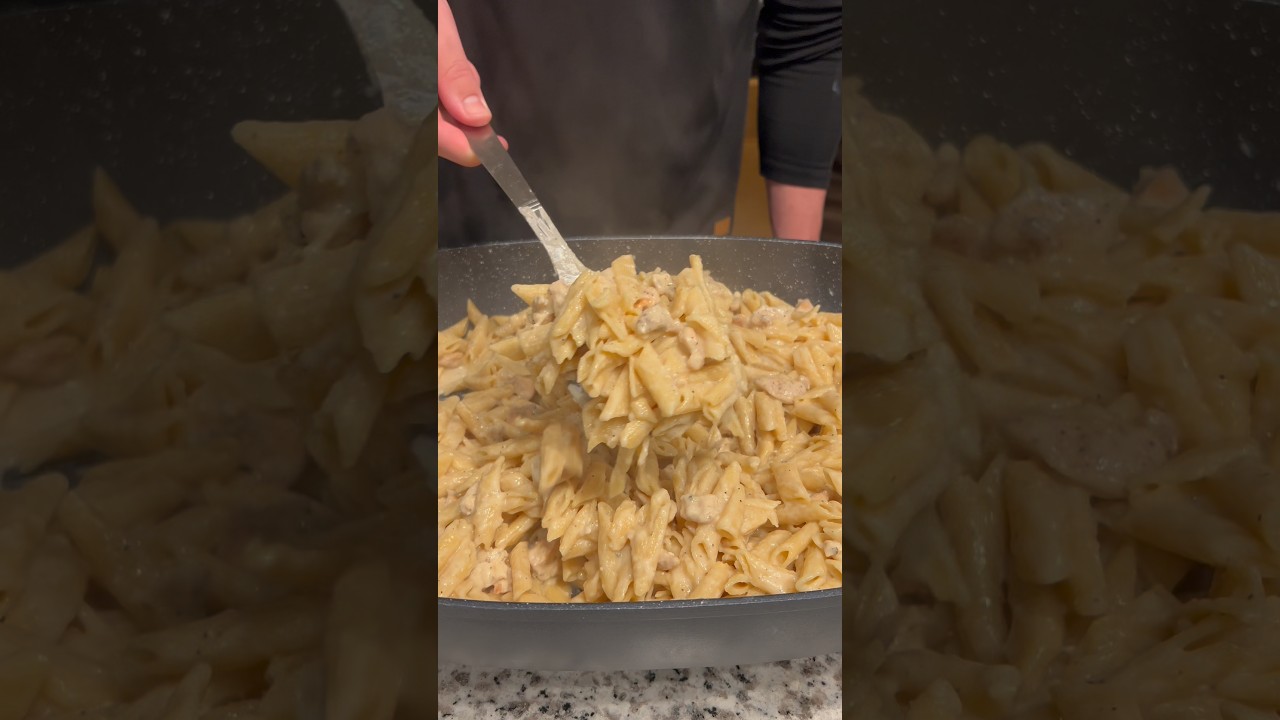High Protein Chicken Alfredo Meal Prep High Protein Chicken Alfredo Meal Prep