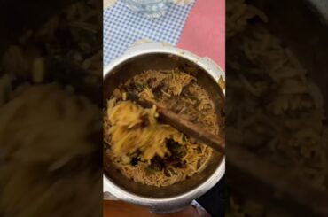 Packing ?? See the checklist in description #trending #minivlog #italy #food