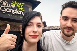 Trying Olive Garden for the FIRST Time!