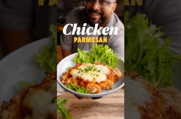 A cosy Chicken Parmesan you’ll want to make again ❤️ #easyrecipes #shorts #foodies