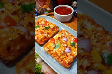 Cheesy & Loaded Bread Pizza😋| Instant Bread Pizza Recipe | Fully Loaded Bread Pizza | Bread Snack