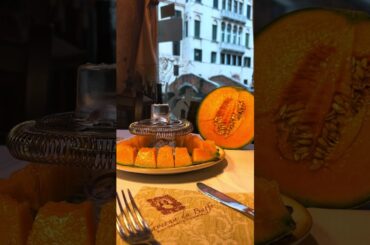 Inside a real Venetian taverna 🕯️🇮🇹 #shorts #venice #italy