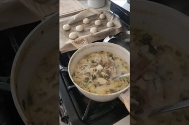 Zuppa Toscana Soup #soup #potatosoup #italianfood #dinner #yum