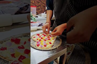 farmhouse Pizza Making | how to make farmhouse pizza | easy recipe #shortfeed #pizzalover