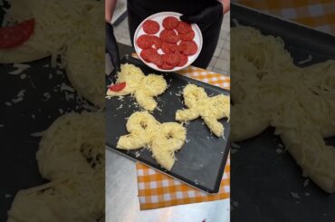 Pizza Pretzel Bows! Knot your average snack 😉🥨#food #cooking