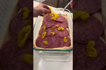 Crescent roll hack that tastes like an Italian deli #foodhack #recipe #easyrecipe