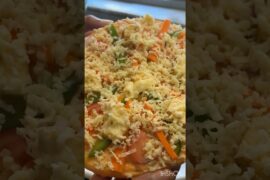 Simple Paneer Pizza Recipe 😋 | Homemade Cheese Paneer Pizza | Easy & Quick!