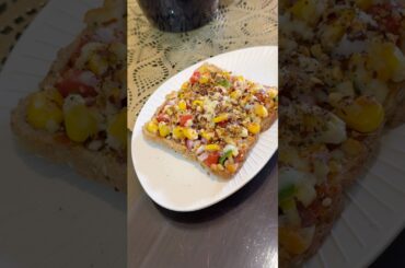 Bread pizza recipe in air fryer 🍕 #breadpizza #easyrecipe #food #airfryerrecipes #viralshorts #food