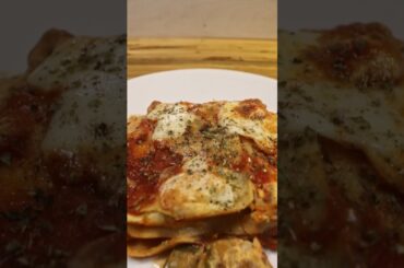Have you tried to make homemade Lasagna? #pasta #pastatime #lasagna #cooking #italian #cookingvideo