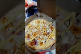 Late Night Pizza Party🍕😍#food #foodforfoodies #recipe #like #tasty #indianpizza #pizzalover #yt#love