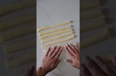 Gnocchi Maison Faciles avec Crème de Parmesan #chef #cooking #recipe #french