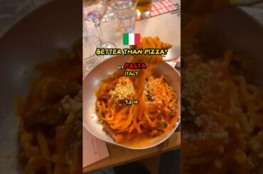 Pasta vs Pizza! What is better!?🍝 🍕 🇮🇹 #foodreview #pizza #pasta #italianfood #italy #foodie