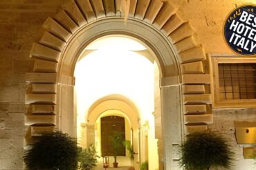 Hotel Palazzo Guiderocchi | Ascoli Piceno, Italy | Hotel Review ⭐