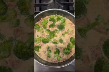 Cheesy Italian Shells with Chicken & Broccoli (Easy Creamy Pasta!)