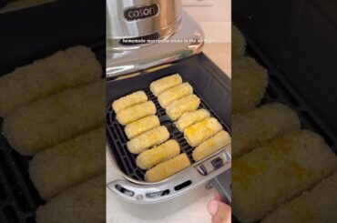 homemade mozzarella sticks in the air fryer #mozzarella #mozzarellasticks #shorts