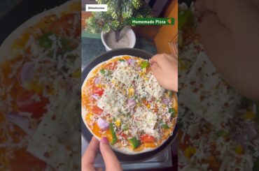 Ghar par pizza 🍕 kaise banaye #pizza #recipe #viral