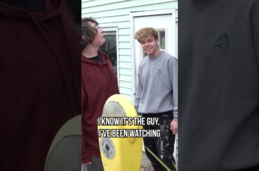 Dave Portnoy Shocked To Find Great Pizza In The Middle Of Nowhere