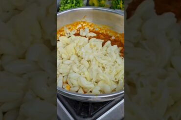 Red sauce pasta #pasta #shortsfeed #shirts #shortsvideo #recipe #trending #indianfood #vuralvideo