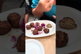 DON’T TELL THE ITALIANS THIS, BUT GREEK FOOD IS BETTER THAN ITALIAN.