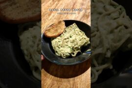 Basil Pesto Pasta 😋 | Italian style Speghetti pasta for ₹ 112 in India #shorts #pasta