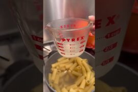 Boursin & cherry tomato pasta recipe 🍅 | Maddie cooking #recipe