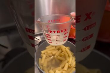 Boursin & cherry tomato pasta recipe 🍅 | Maddie cooking #recipe