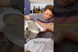 👆FULL VIDEO HERE - DIY Ricotta  CHEESE cheaper than $4! #cooking #budgetfriendlyeats #budgetmeals