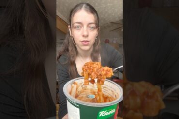 Italian bolognese ramen!? 🥵🍜 #foodie #ramen #instantnoodles