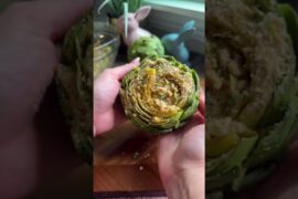 Mom & Nonna’s Stuffed Artichokes 😍