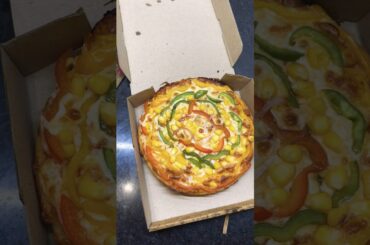 Rainbow 🌈 veggies Pizza 🍕😋#shorts#1millionviews#food #streetfood#foodie#dillistreetfood#pizzalover