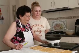 Scrippelle ‘mbusse 🇮🇹 Traditional Abruzzese Recipe - Cooking with My Italian Mum