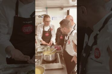 Nos Alumni cuisinent au Gala de @association-aida 🧑‍🍳 #cuisine #gastronomie #diner #formation