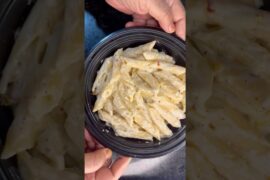 White Sauce Pasta Recipe 😋 | Creamy, Cheesy & Cafe Style at Home  #shorts #pasta