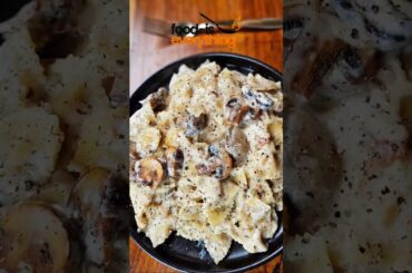 White Sauce Pasta Recipe 🤤 #pasta #shorts #food #youtubeshorts