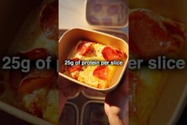 high-protein sheet pan pizza (25g protein) #shorts