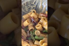 Try my asparagus carbonara for Asparagus Day!!!