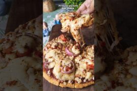 High protein pizza 🫶 #shorts #trending #food #ytshorts #cooking #recipe #viral