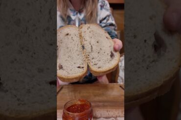 Fast Italian snack recipe. Just 5 ingredients. #cookingvideo #italy