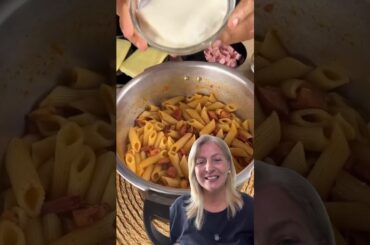 macarrão na pressão em 5 minutos#macarraonapressao #receitafacil #almoçorapido #receitas #pasta