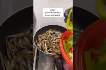 Stir Fry Sprats Sri Lankan Style #shorts #food #cooking #trending #italy