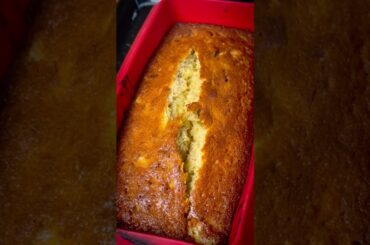 Sundays. Banana bread, rosemary focaccia and prawn linguine #cooking