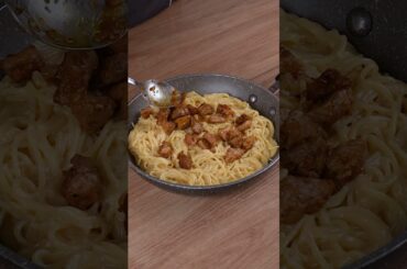 Aprendi esse truque com um amigo da Itália, e agora só cozinho macarrão assim