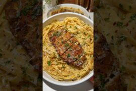 garlic parmesan chicken pasta #recipe #pasta #foodshorts #cooking