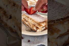 Italian Millefoglie with Ricotta Cream and Chocolate Chips #easydessert #baking