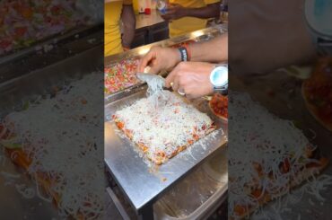 India's Overloaded Bahubali Pizza😍 for rs.350/- #piiza #shortvideo #shorts #explore #cheese #viral