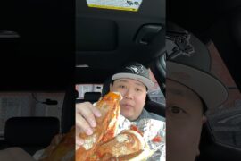 Messy, saucy, PERFECT veal sandwich 🤤#foodie  #hiddengems  #fyp  #foodshorts  #italianfood