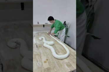 Italy New Year food #crispybread #2026 #foodservice #steamedbreadsandrolls