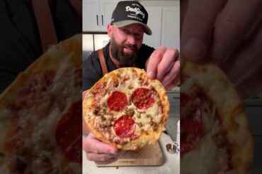 Mini protein frozen pizzas #recipe #food #highprotein h