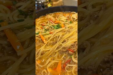 Easy One-Pot Beef & Veggie Spaghetti #cooking #easter #food