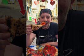 Ini Alasan Pizza di Italia Dianggap Sakral😱 #shorts #faktaunik #pizzaitalia